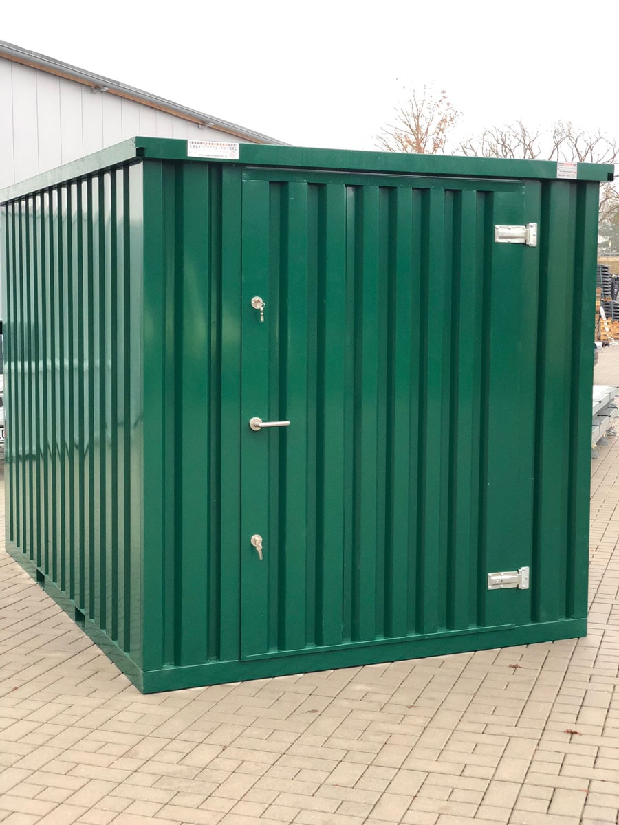 Materialcontainer MC3 lackiert RAL 6005 Moosgrün | H 2088 x B 2142 x T 2950 mm | Tür stirnseitig einflügelig