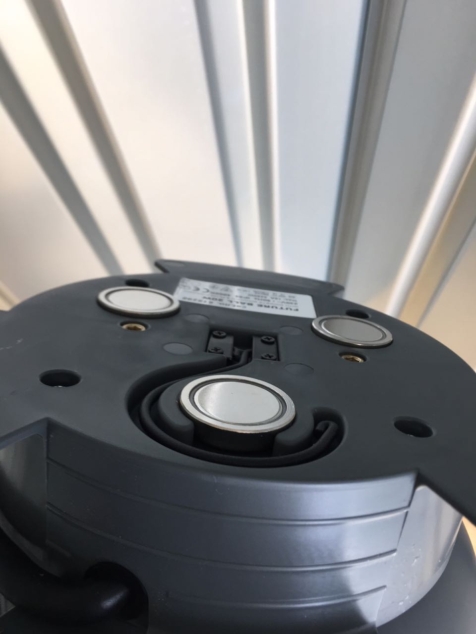 Elektropaket für Materialcontainer und Verkaufscontainer