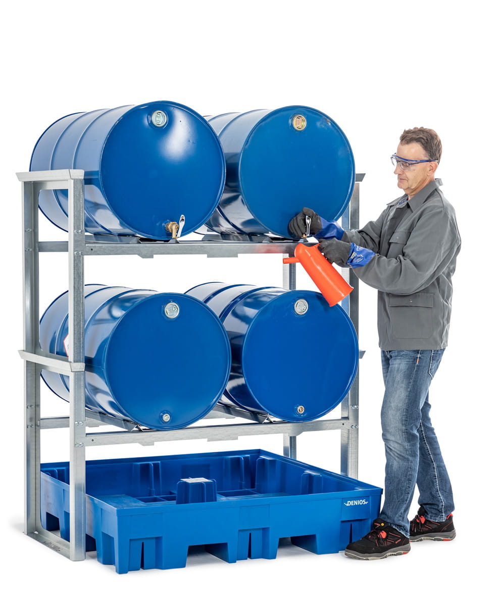 Fassregale | H 1637 x T 1235 x L 1429 mm | für 4 Fässer à 200 l | Auffangwanne Kunststoff | stapelbar